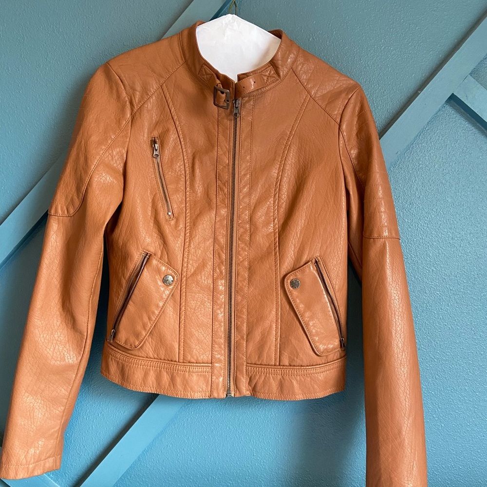 Women’s synthetic leather jacket